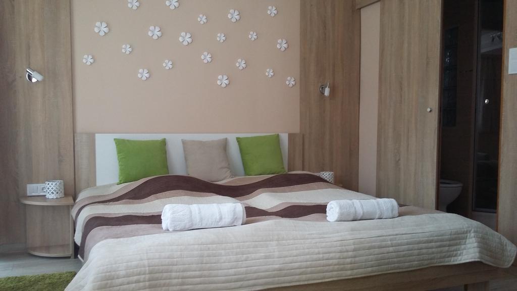 Bundics Vendeghazak Bed and Breakfast Lenti Buitenkant foto