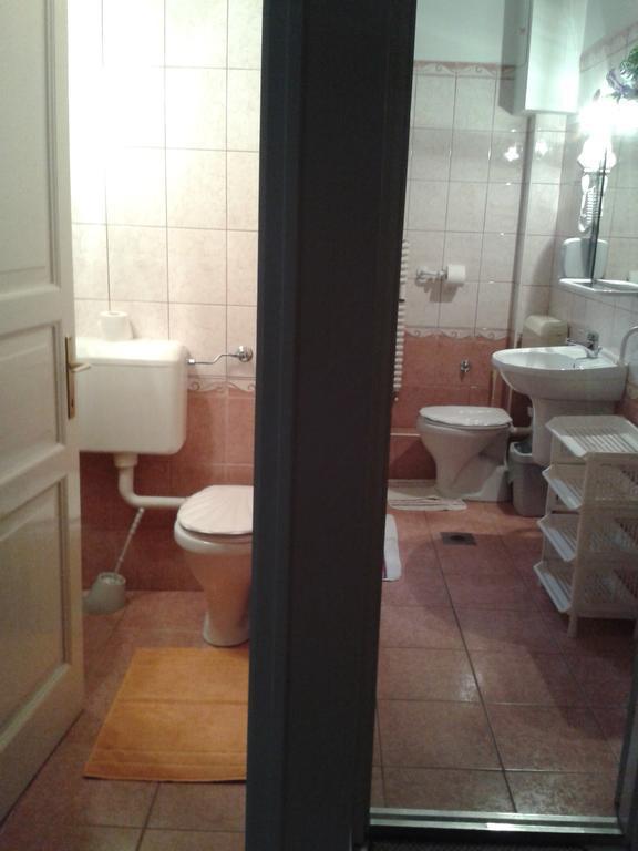 Bundics Vendeghazak Bed and Breakfast Lenti Buitenkant foto